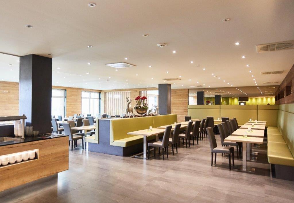 Fair Resort All Inclusive Wellness & Spa Hotel Jena Zollnitz Extérieur photo